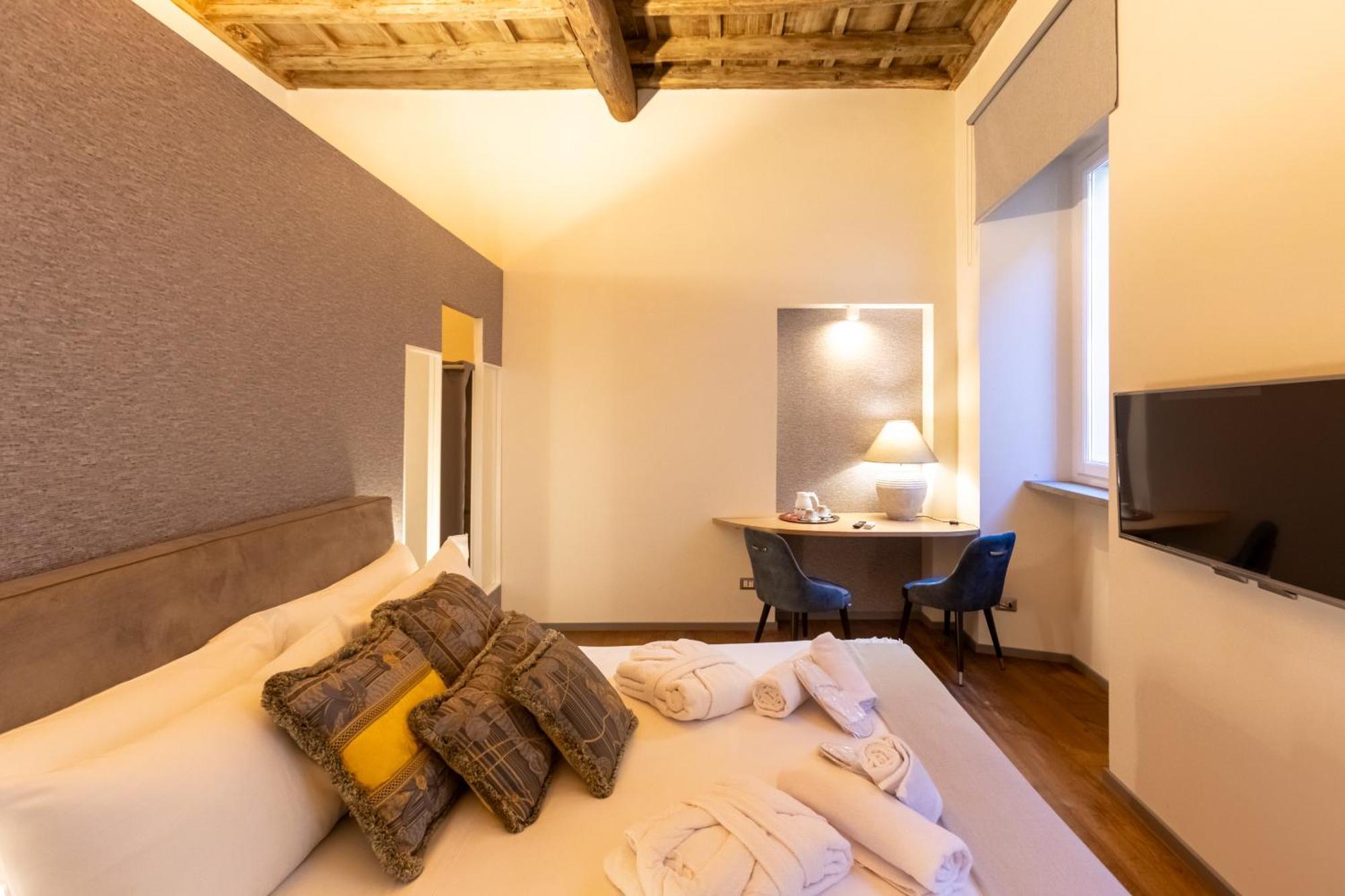 Fontana Di Trevi Luxury Guest house Rome